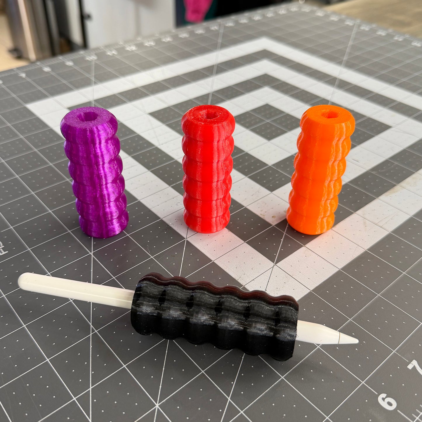 GrabTube - Pencil Grip