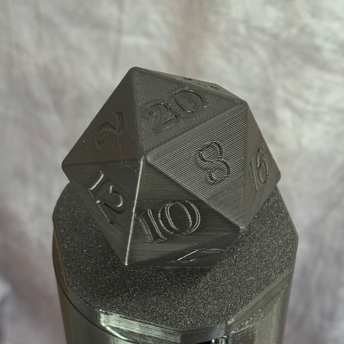 D20 Twister